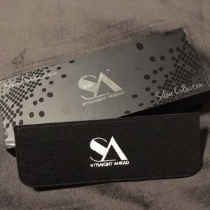 Straight Ahead Silver Collection Hair Straightener